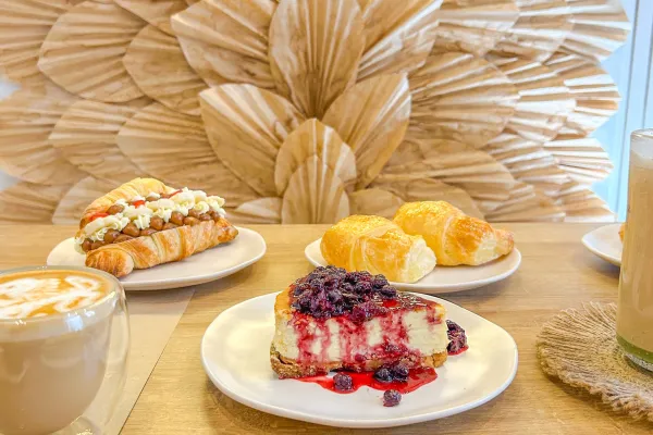 TENCA café & brunch