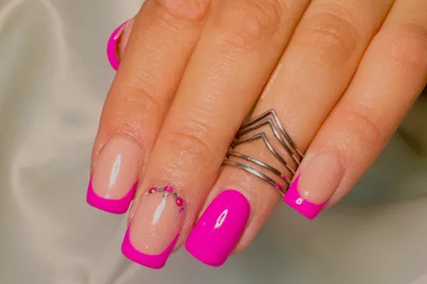Eugenia Tabali Nails