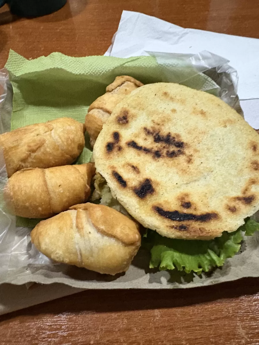 Deli Arepa Food