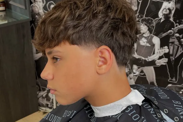 BIONDO - Barbería, Peluquería & Academia