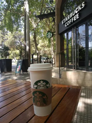 Logo de Starbucks - Plaza España