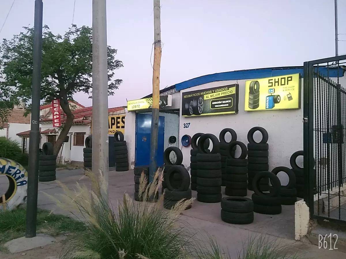 Gomería, Lubricentro y Lavadero Lobito