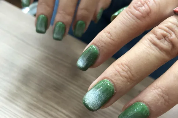Toti Nails