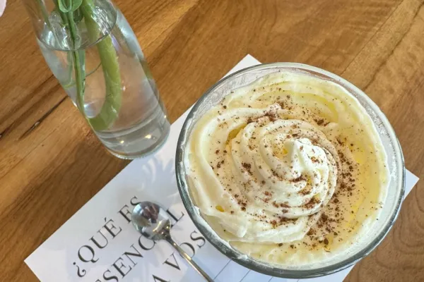 Essenza Café