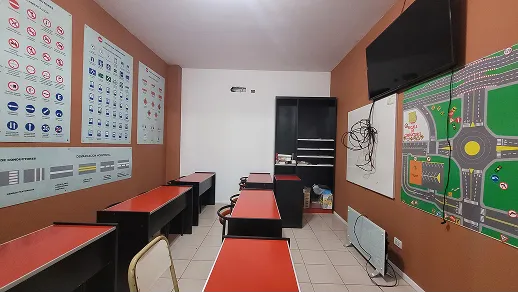 Escuela de Conductores Stop