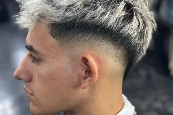 BIONDO - Barbería, Peluquería & Academia
