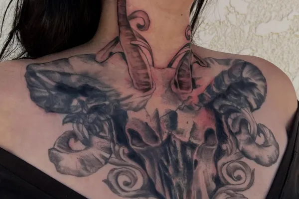 Sagrado Tattoo