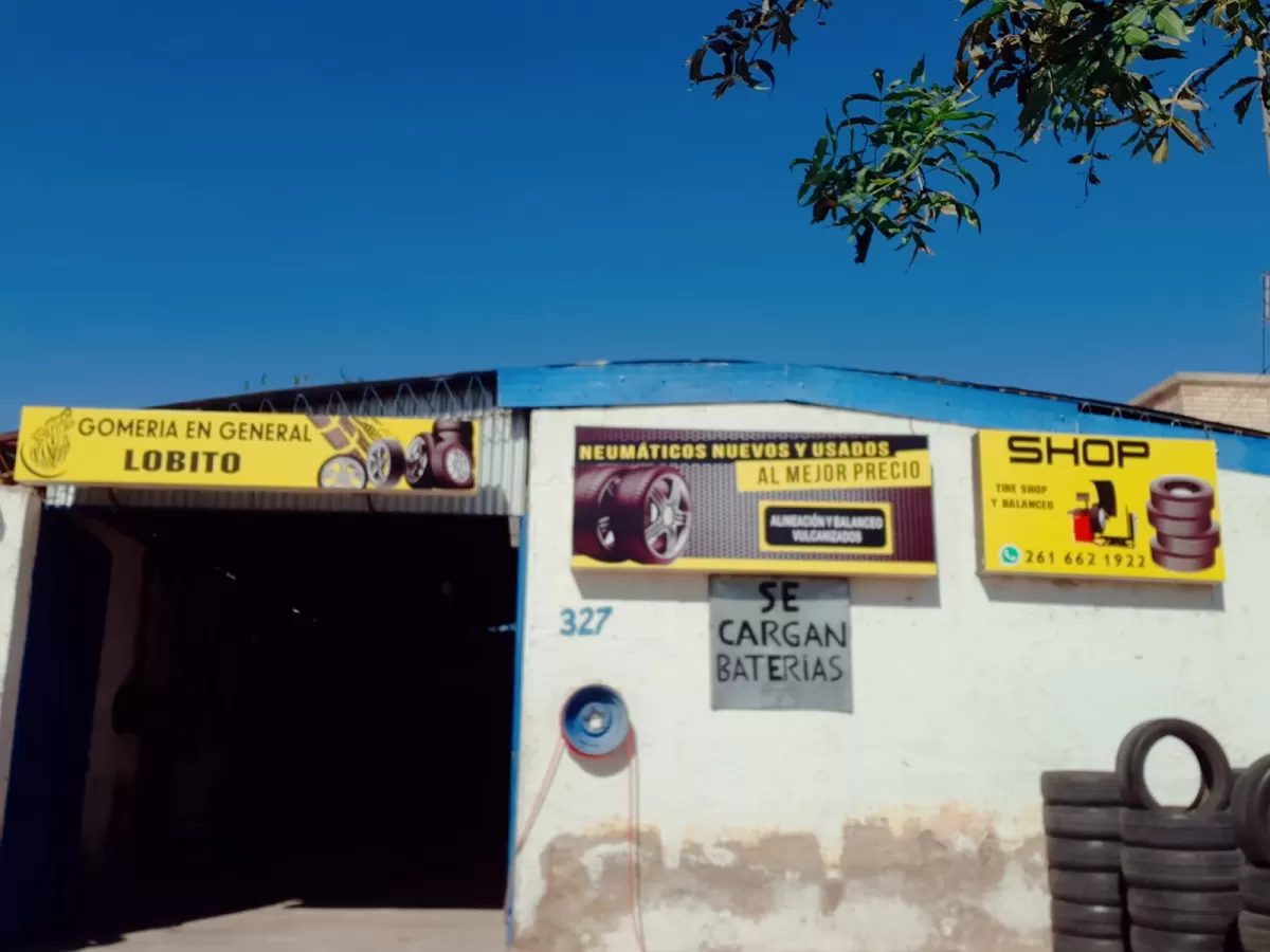 Gomería, Lubricentro y Lavadero Lobito